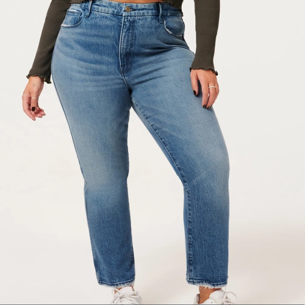 Good American Good Curve Straight Natural Fray Hem